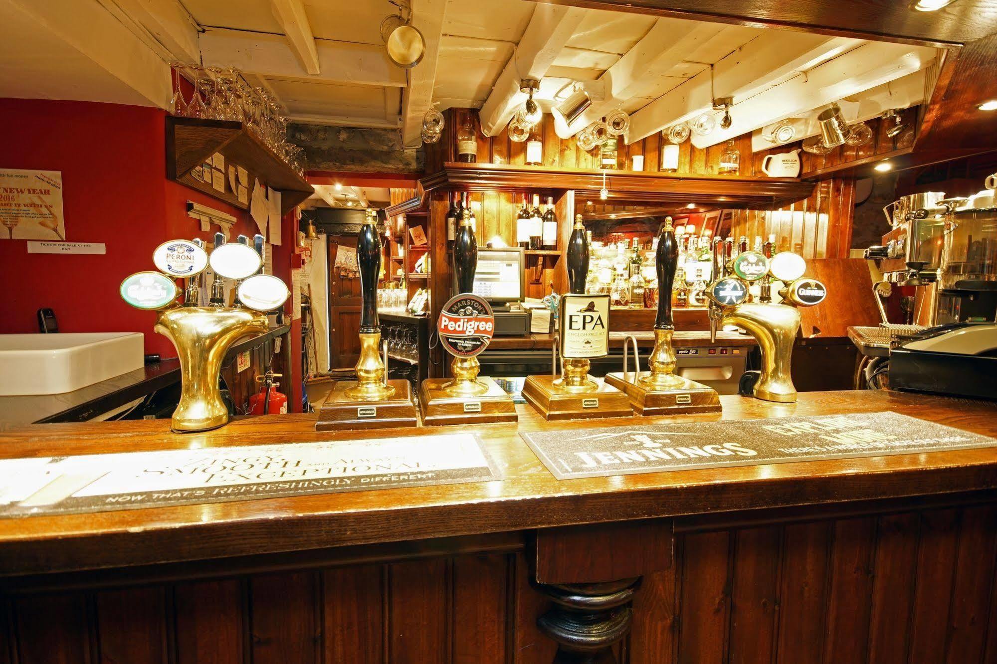 Devonshire Arms Inn Cracoe Esterno foto